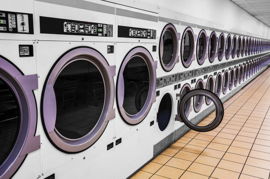 A Brief Introduction To The Benefits And Uses Of A Coin-Op Commercial Laundry Machine